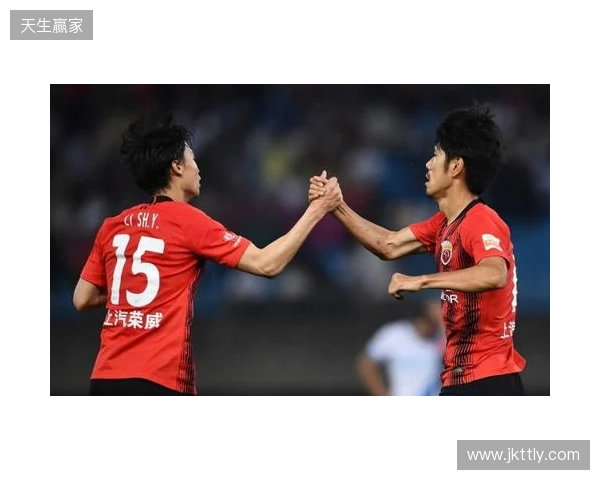 半场-玉昆暂3-0泰山 奥斯卡双响卡约闪击克雷桑中框+失误被断